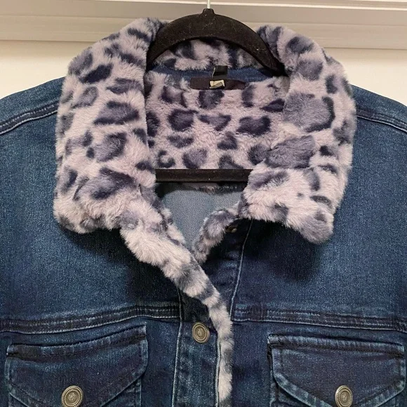 Y2K Faux Fur lined denim jacket women’s size 1X animal print cheetah girls - Picture 3 of 8